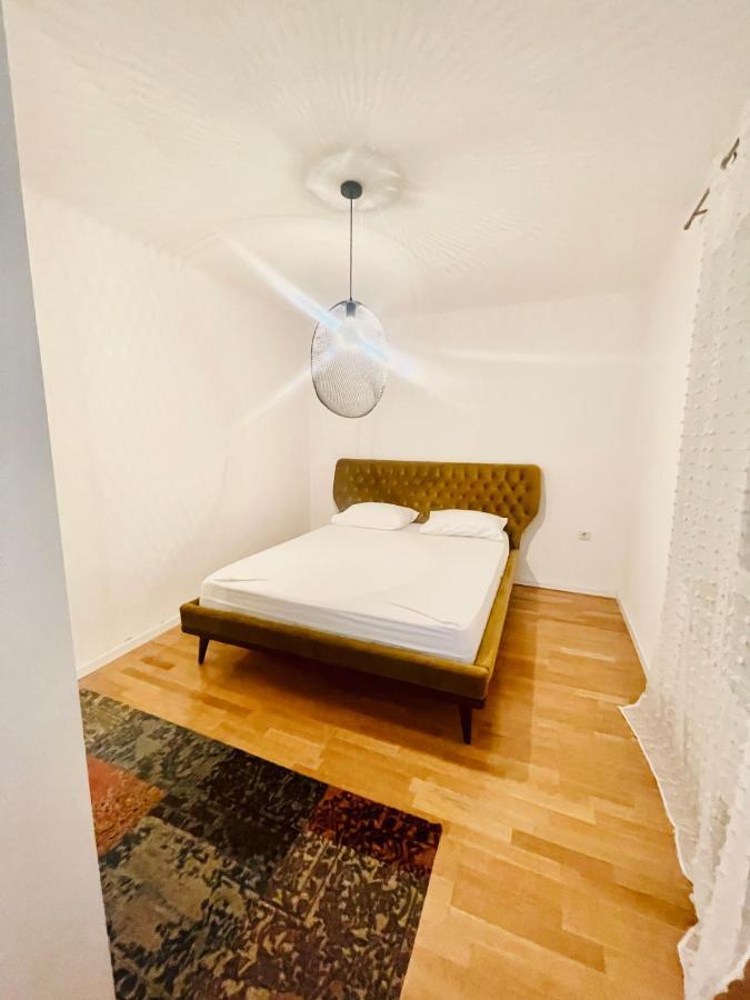 Ferhadija Lounge Apartment Sarajevo Exterior photo